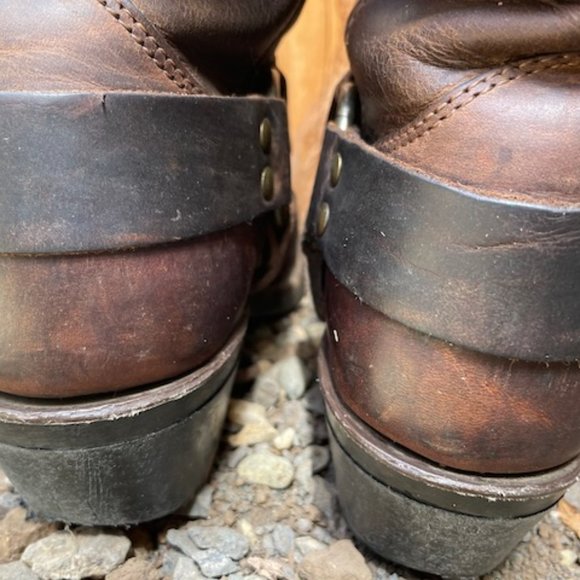 Women's Frye Harness 12R Boots Size 7 - Picture 4 of 8